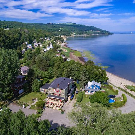 Auberge de la rive de Charlevoix - Auberge de jeunesse familiale pour voyageurs de tous âges Saint-Joseph-de-la-Rive Exterior foto
